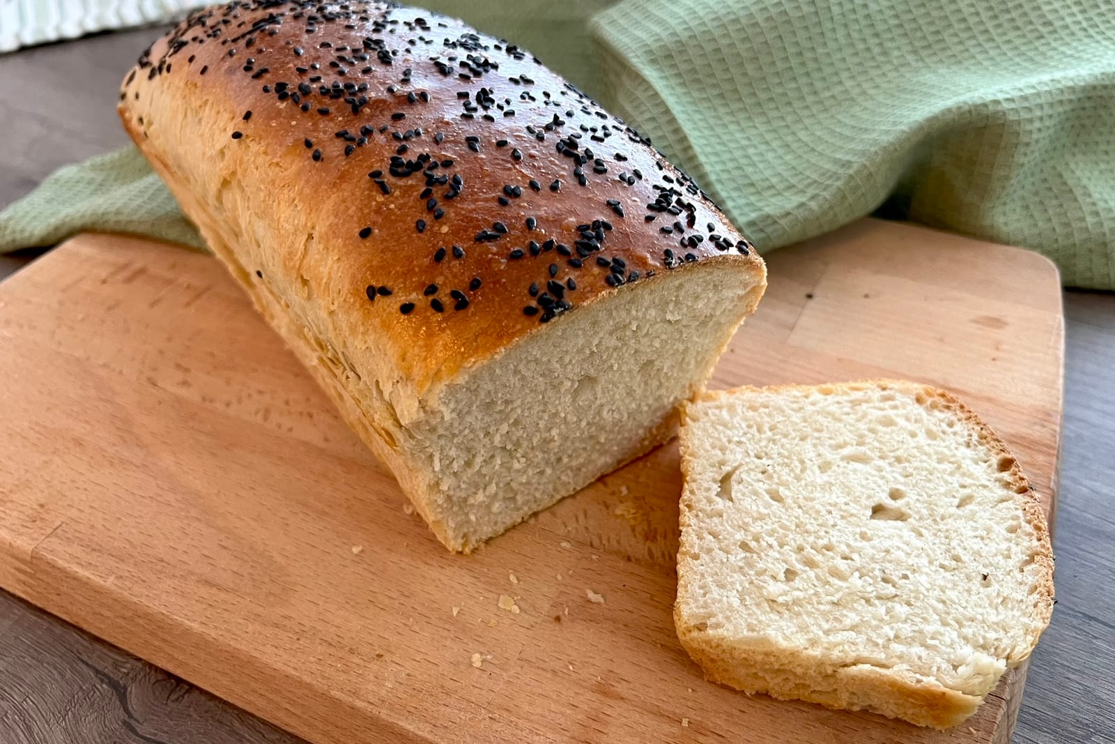 Kváskový toastový chlebík